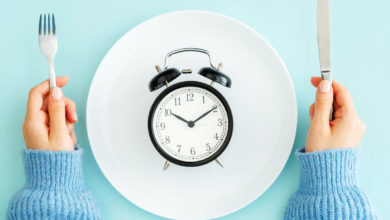 كيف يمكن أن يساعدك الصيام المتقطع على فقدان الوزن