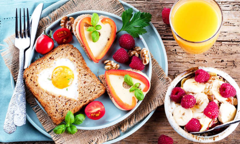 12 افضل الاطعمة لوجبة الفطور ابدأ صباحك بحيوية ونشاط