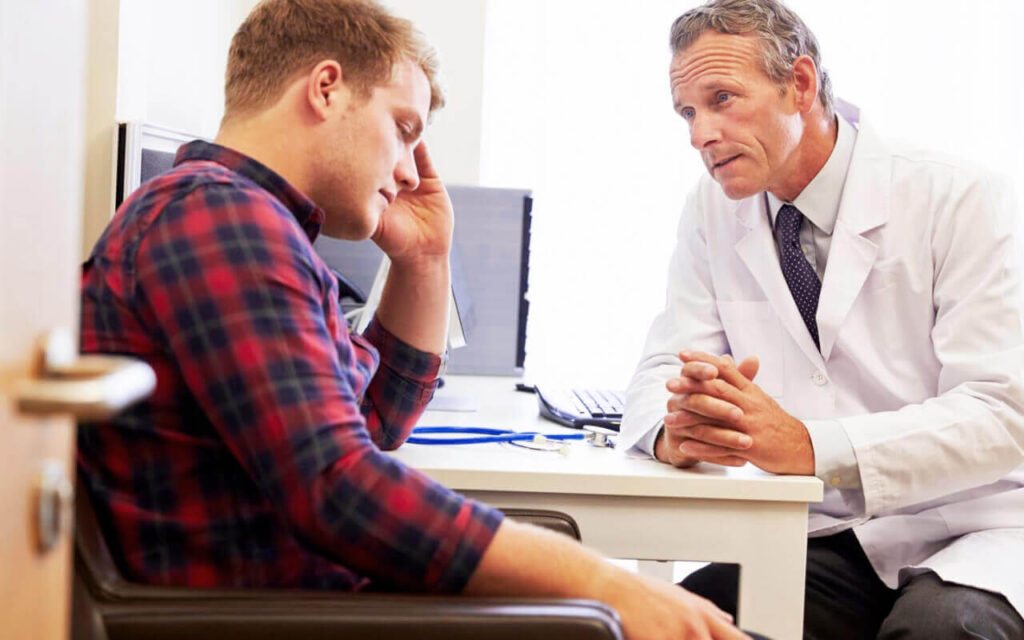 اعراض نقص هرمون التستوستيرون - متى يجب عليك زيارة الطبيب؟