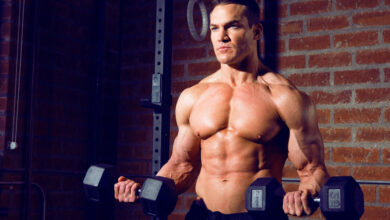 بناء وتضخيم العضلات