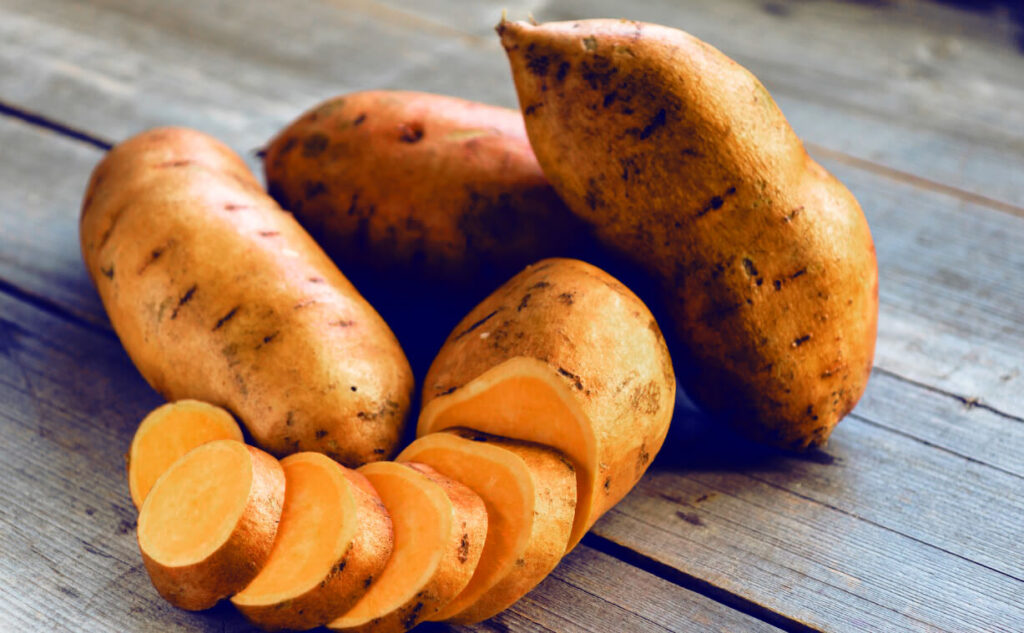 افضل مصادر الكربوهيدرات - البطاطا الحلوة
