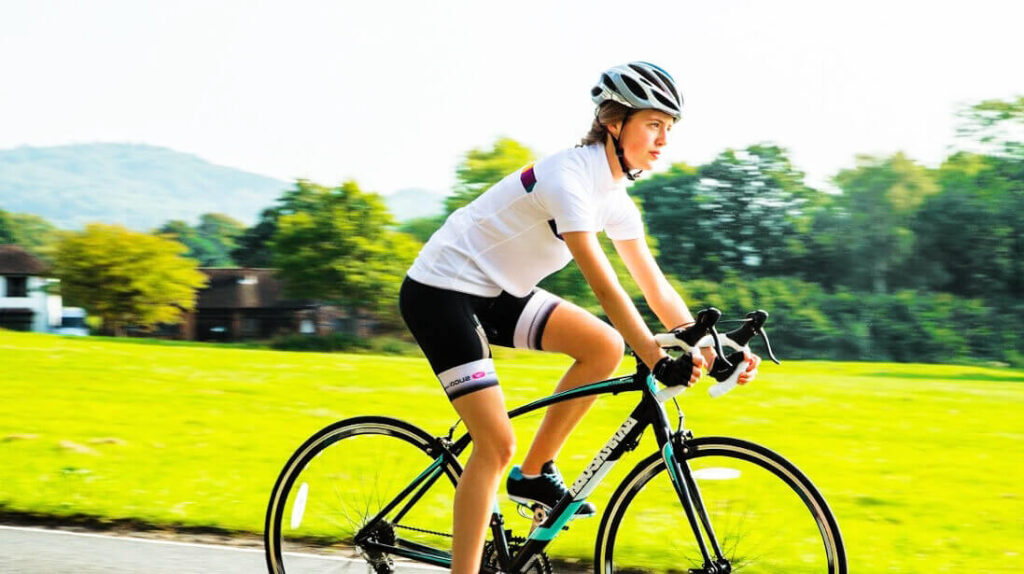 تضخيم عضلات الفخذ - ركوب الدراجات