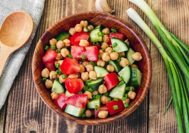 وصفات منخفضة الكربوهيدرات - وجبات الغداء - سلطة الحمص Chickpea salad