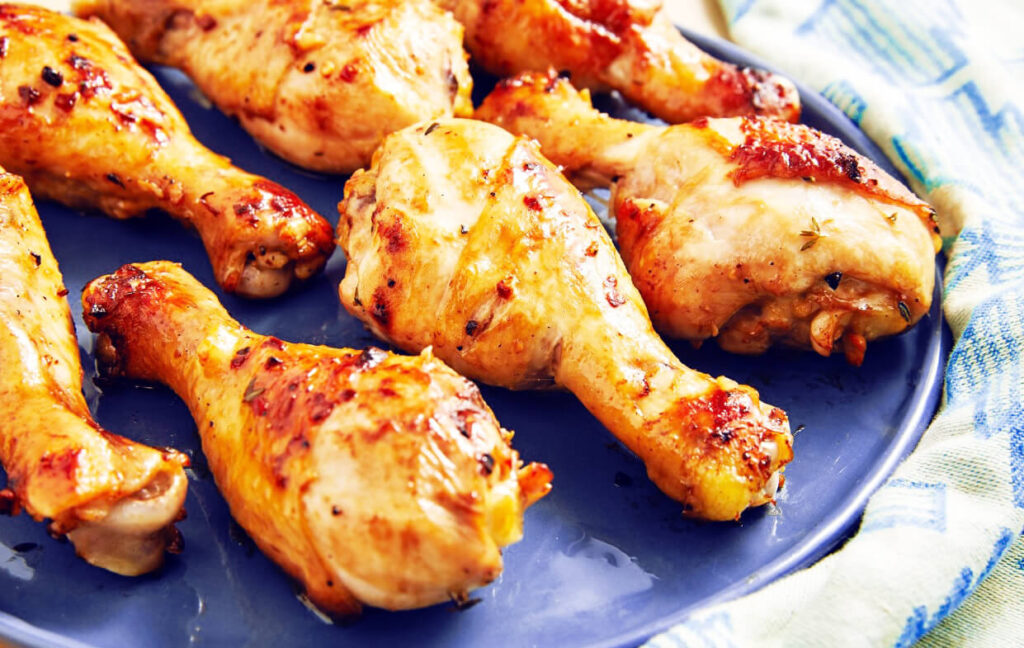 عدد السعرات الحرارية في الدجاج - سيقان الدجاج: 76 سعرة حرارية