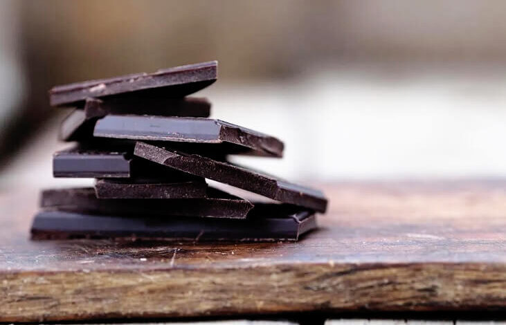 فوائد الشوكولاتة الداكنة؟ هل هي مصدر جيد للدهون الصحية؟