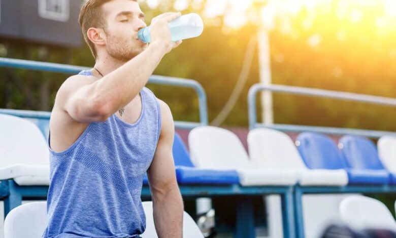 هل المشروبات الرياضية أفضل من الماء؟ إجابات على جميع الأسئلة الشائعة! haronefit