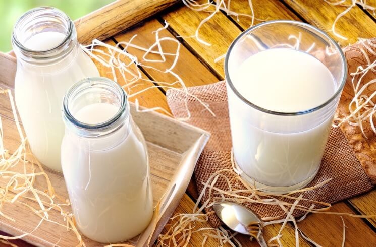  القيمة الغذائية في الحليب: بروتينات الحليب haronefit