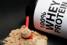 فوائد الواي بروتين لبناء العضلات