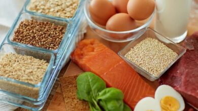 كم يحتاج جسمك من البروتين في اليوم؟