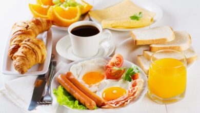 40 وجبة إفطار متنوعة تحتوي على عناصر غذائية مختلفة ومتوازنة